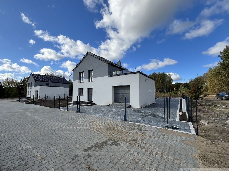 Domy w Stanie Deweloperskie w Skórcu II Tura