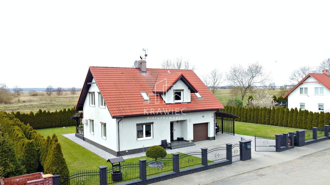 * Zadbany Dom wolnostojący/taras/garaż/2009r. *