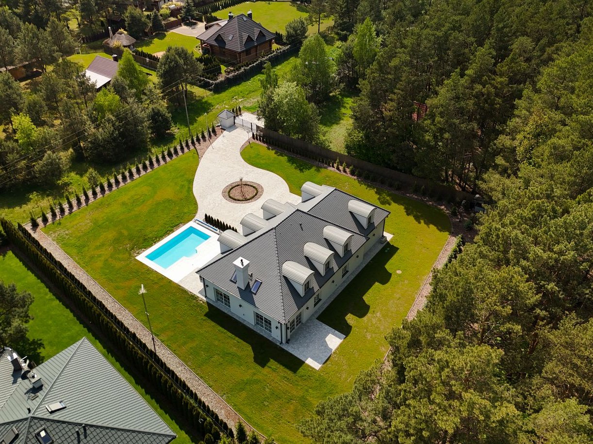 Rezydencja pod lasem