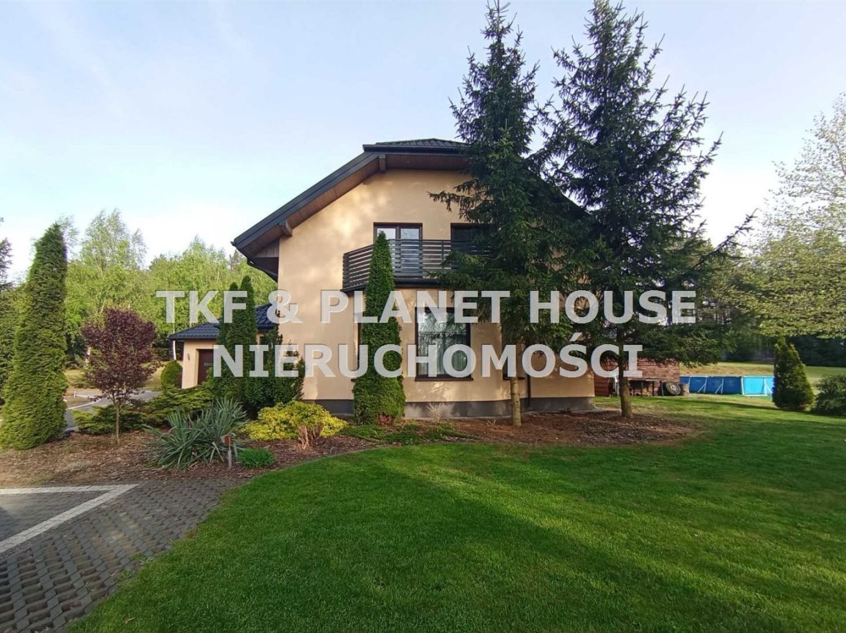 Dom do wprowadzenia z halą usługową Podkonice Duże