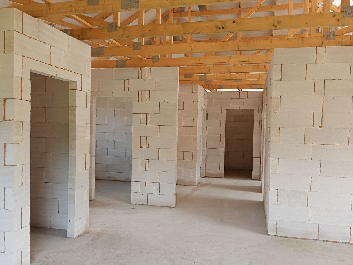 Nowy dom 4-pokojowy w spokojnej okolicy