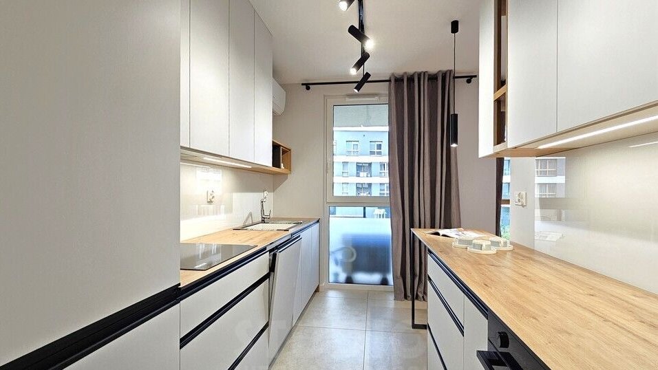 Nowe nowoczesne gotowe klimatyzacja bez2%pcc garaż