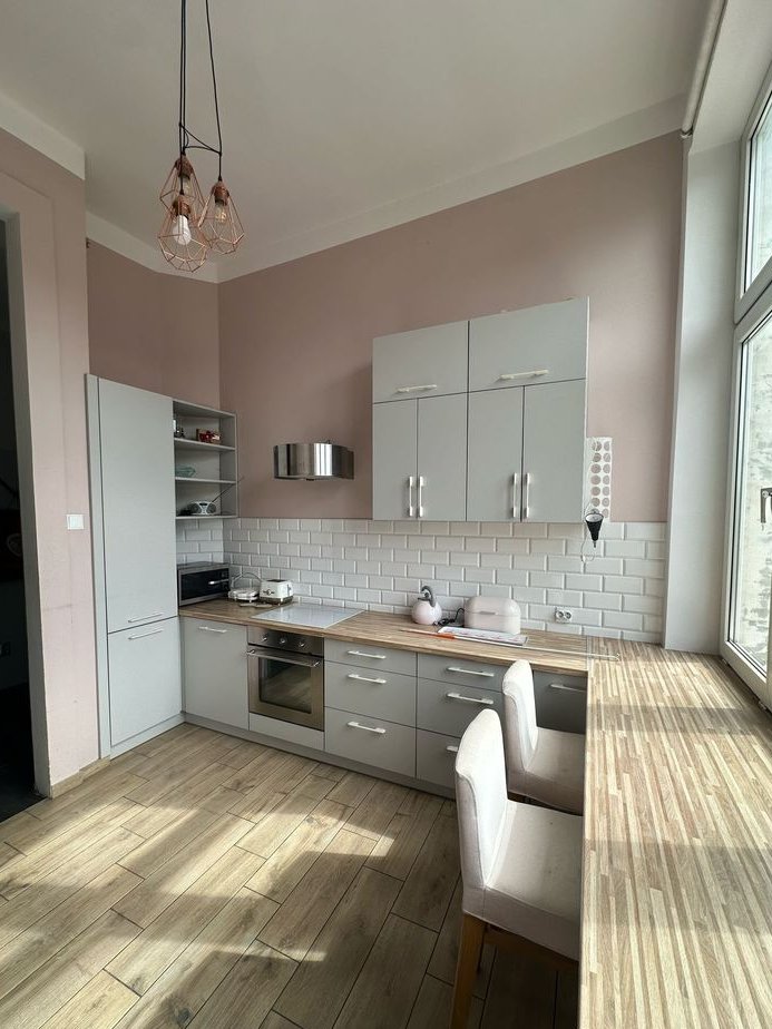 104 m² | centrum Łodzi | do zamieszkania | parking | komórka | meble