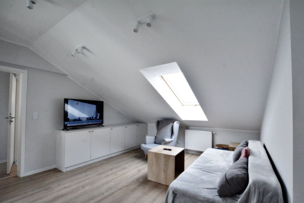 Komfortowe 5-pokojowe mieszkanie z balkonem i tarasem. ul. Sikorskiego