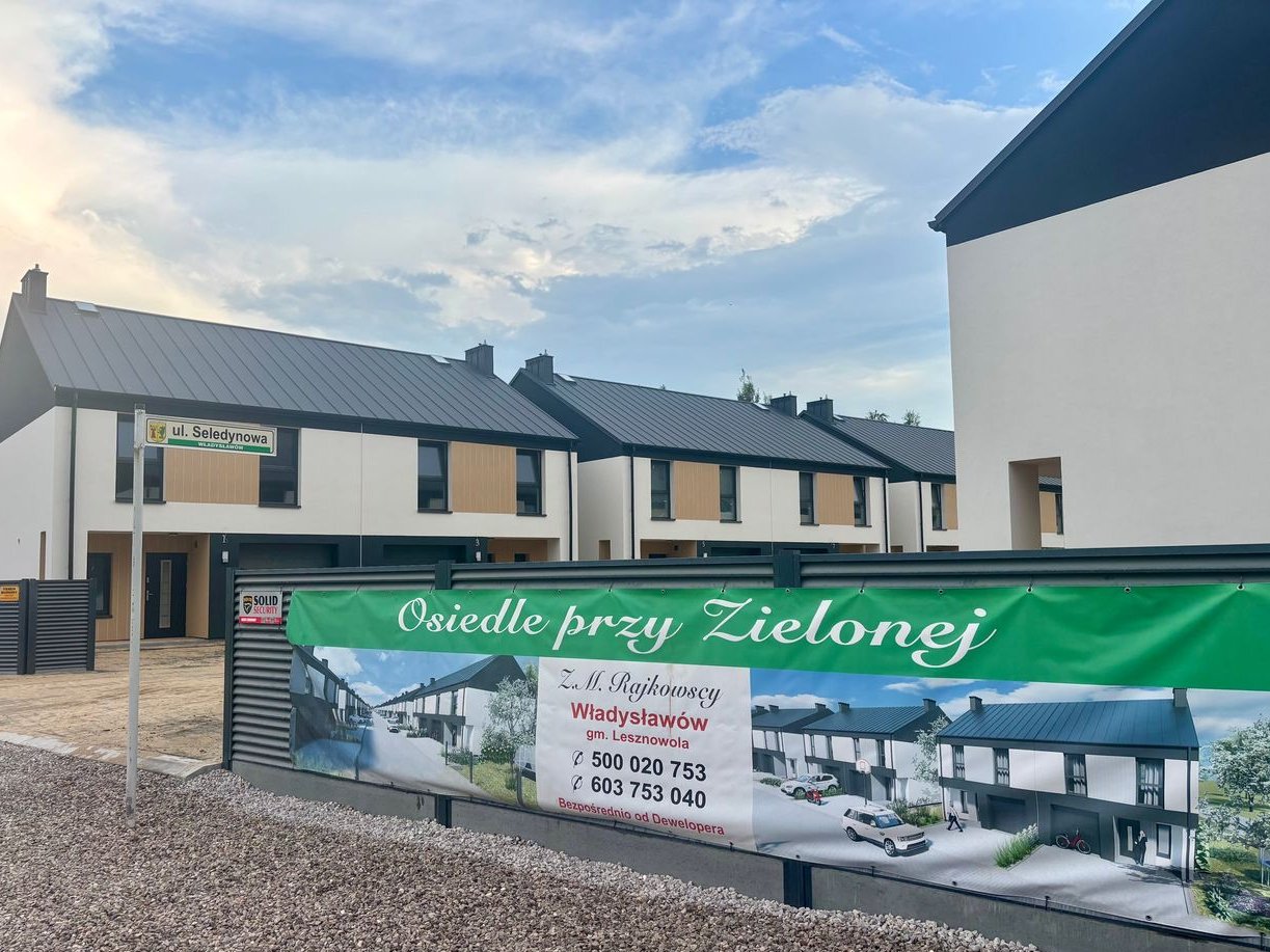 Bliźniak 121m2 z pozwoleniem na użytkowanie/ wszystkie media