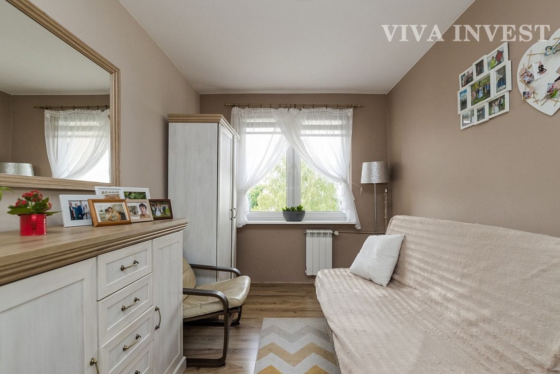 Jasne I Gotowe do wejścia I Las obok