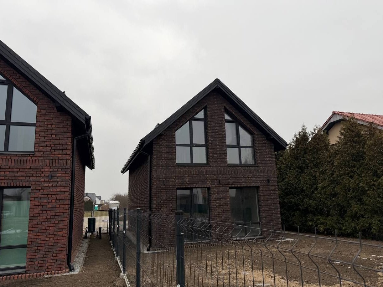 Bawarski Wolnostojący Dom w Długołęce - 80m2 - ogród 338m2