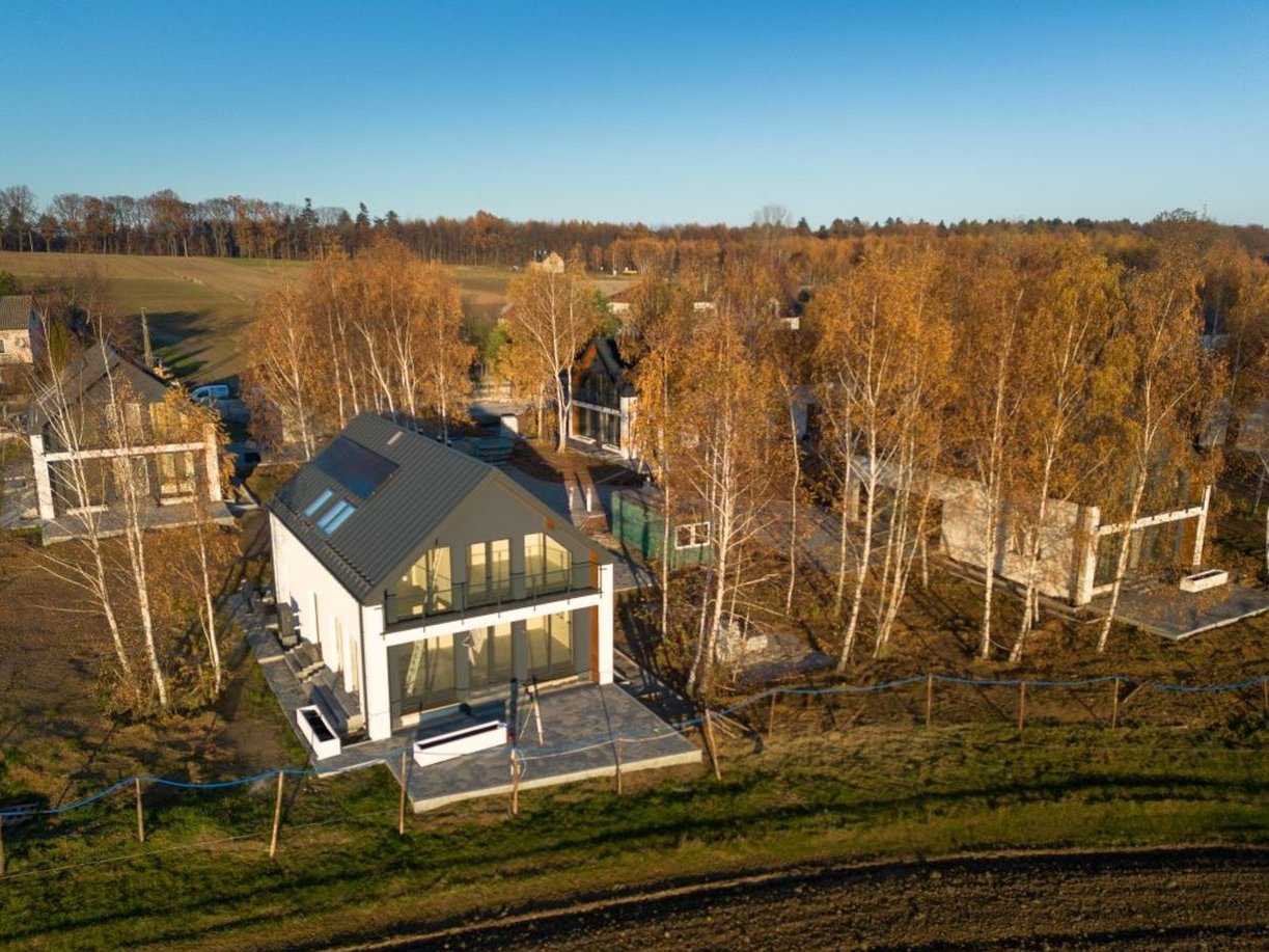 5-pokojowy dom 139m2 + ogródek Bezpośrednio