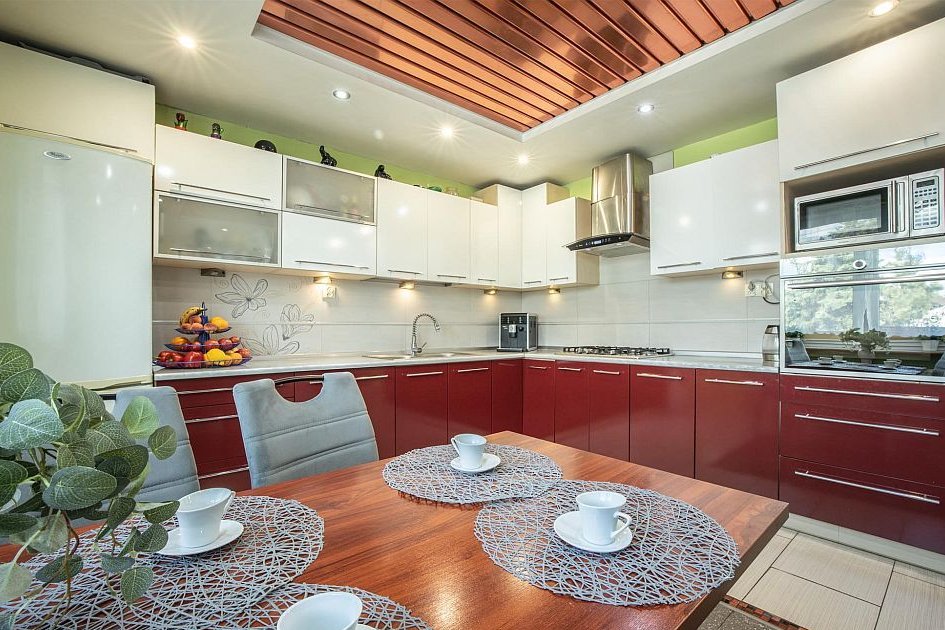 Dom Górna - Retro Bryła , Nowoczesny Potencjał