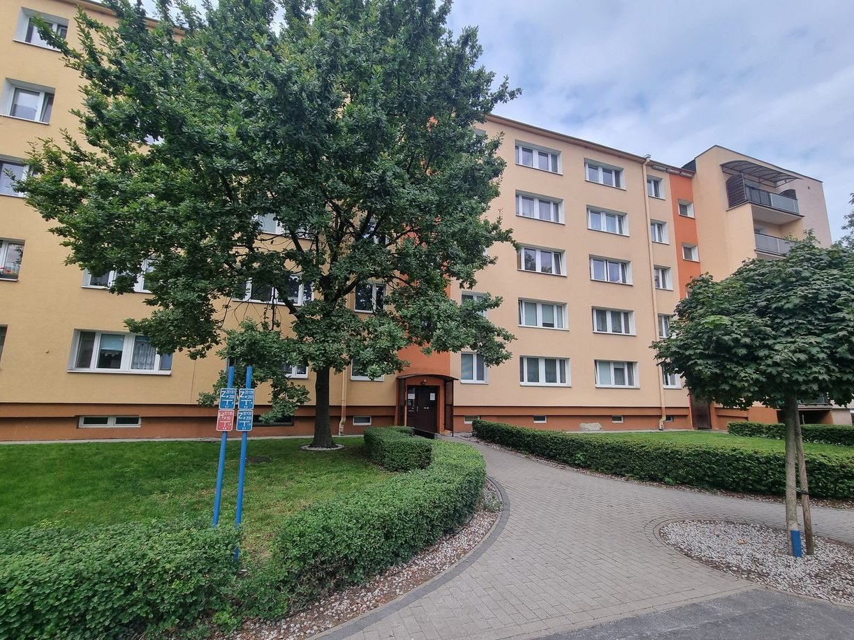 syndyk sprzeda udział 1/6 w samodzielnym lokalu mieszkalnym