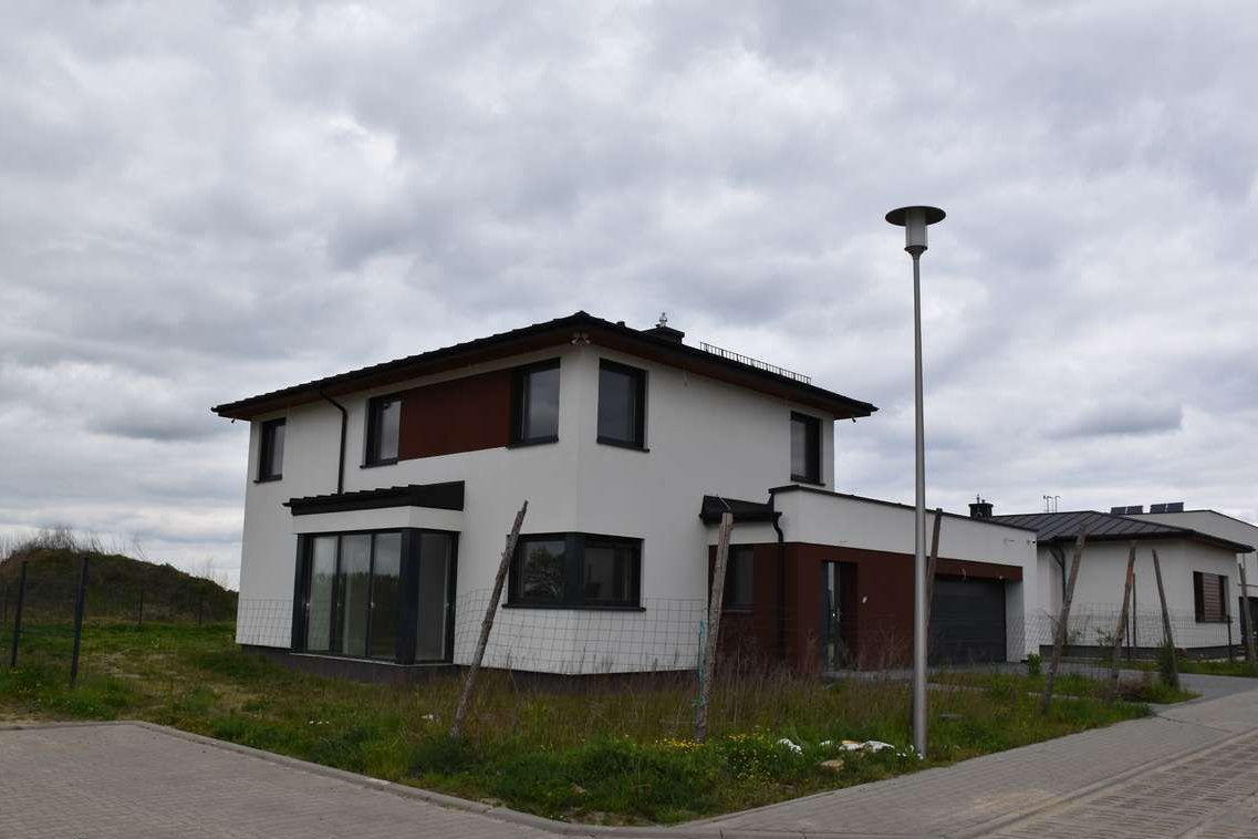 Sprzedam nowoczesny dom 198 m²