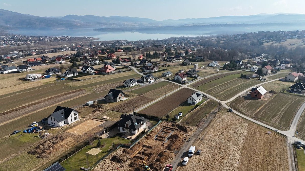Nowoczesna stodoła - Góry, Jezioro Żywieckie - Pietrzykowice