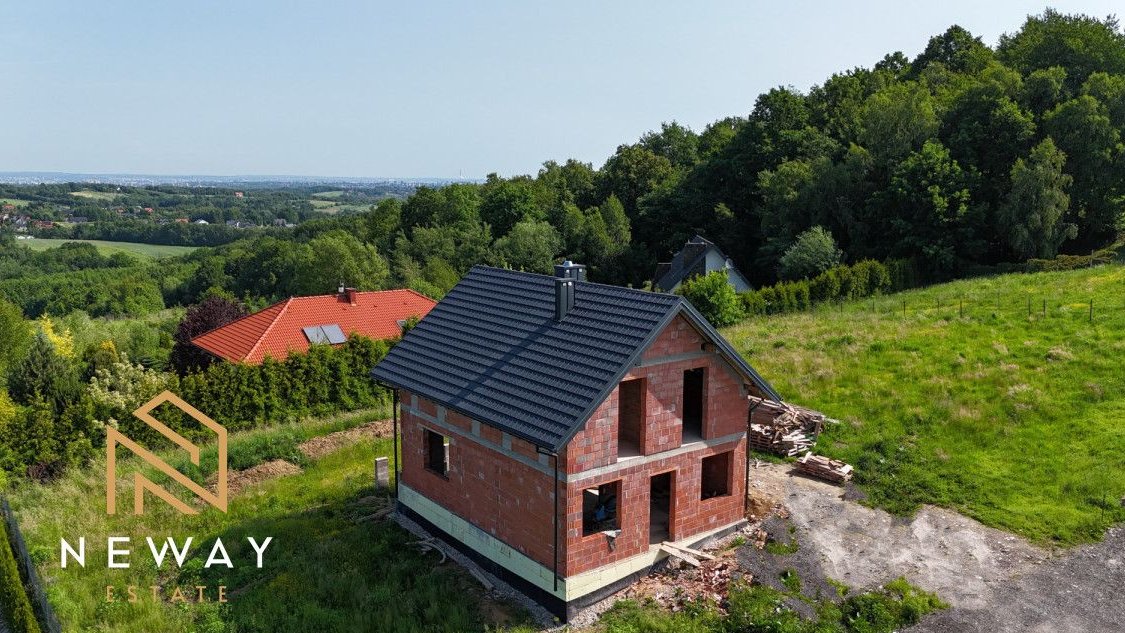 Dom z bajecznym widokiem na dużej działce