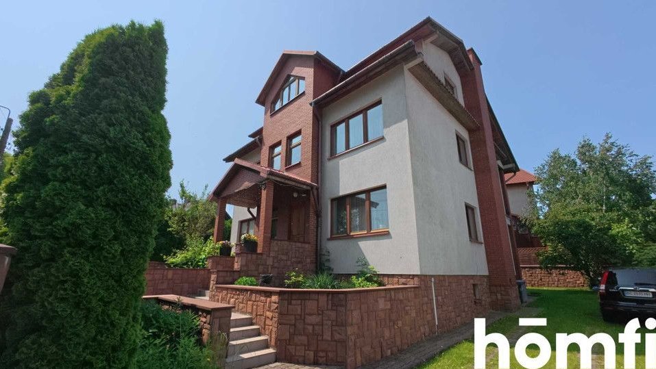 Duży dom z potencjałem turystycznym