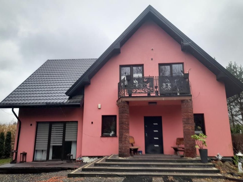 Syndyk sprzeda dom we wsi Twarda, okolice Zalewu, bez obciążeń na KW!