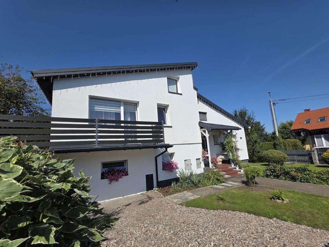 Wyjątkowa nieruchomości dom z ogrodem i mieszkaniem na parterze Lębork