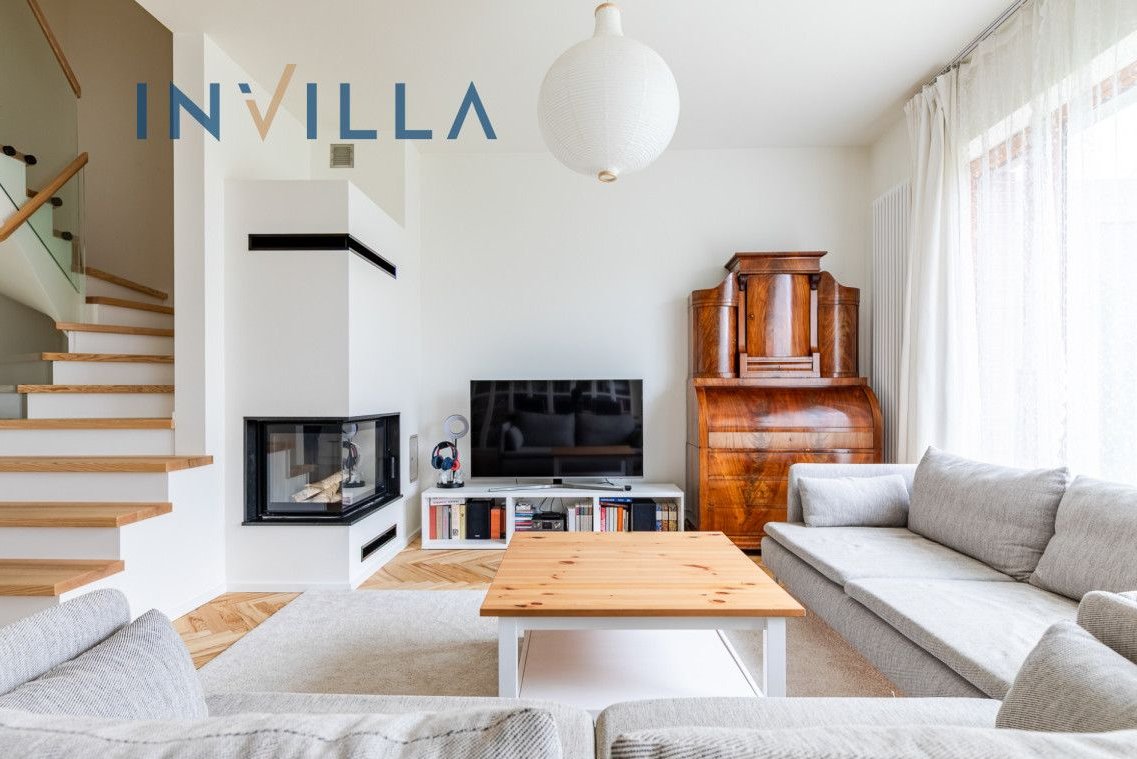 Nowoczesny dom z ogrodem na sprzedaż