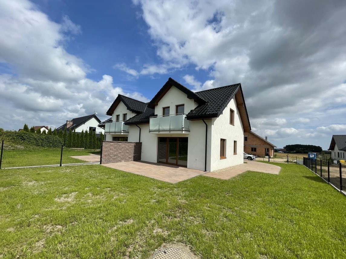 Lokal z garażem w zabudowie bliźniaczej Kobysewo