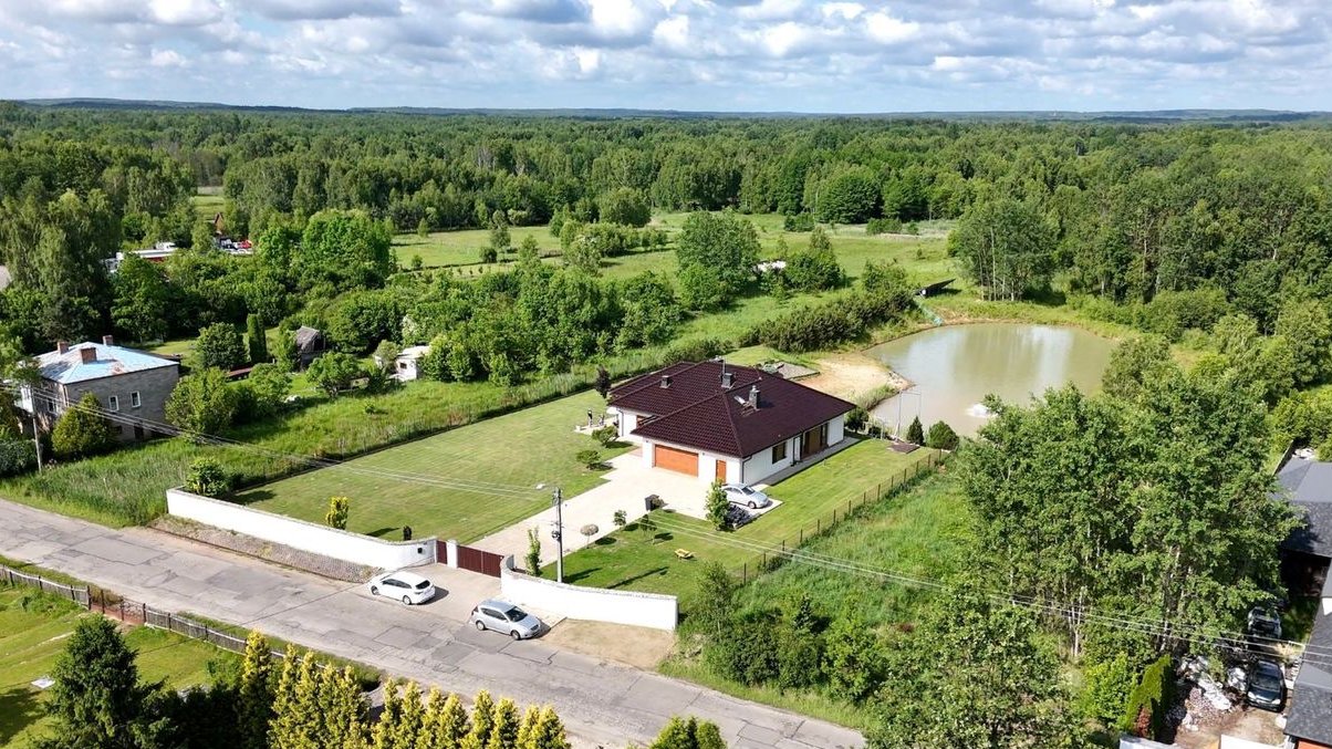 Luksusowy dom w pełni wyposażony/Duża działka ze Stawem