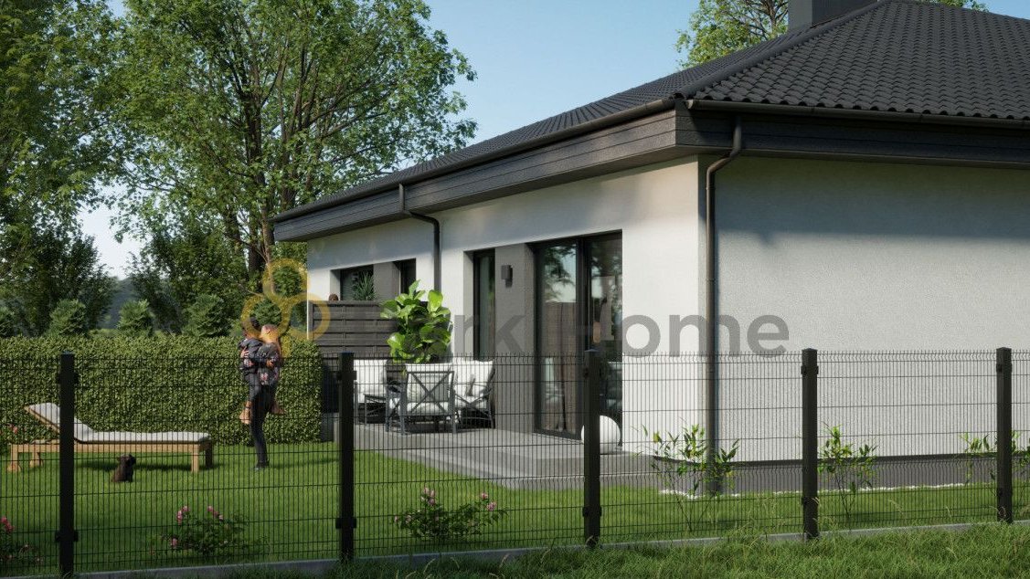 Parterowy dom w zabudowie bliźniaczej. Karolewko.