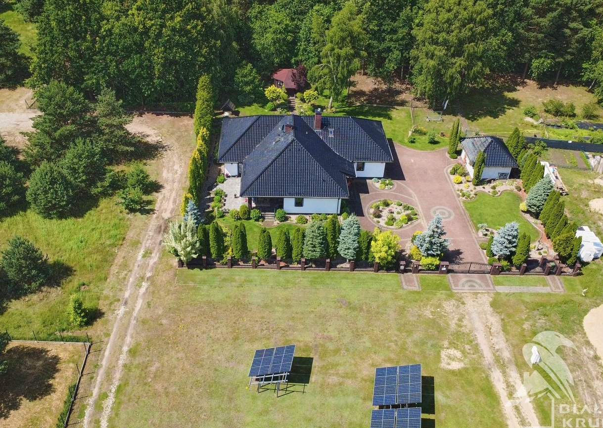 Piękny Dom pod Toruniem z prywatnym lasem – Okazja!