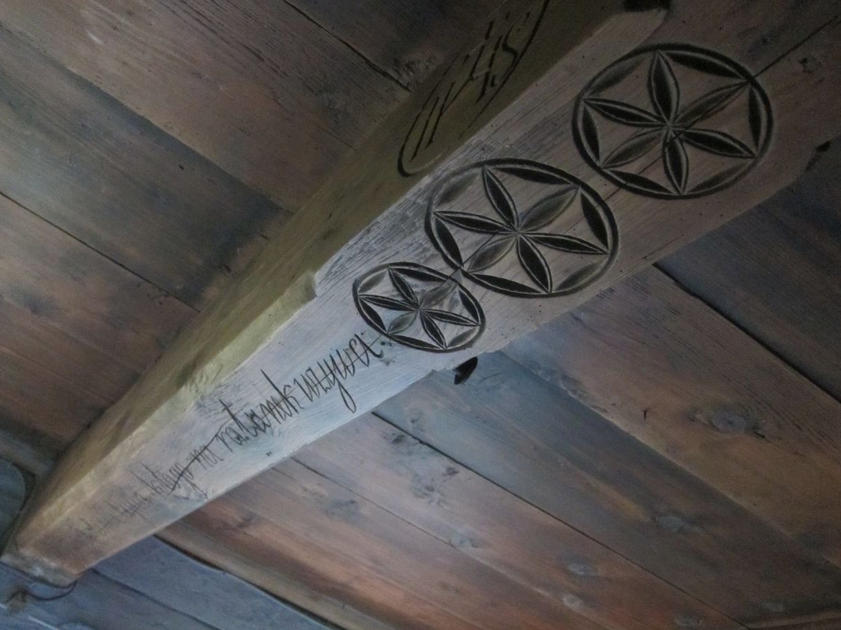 siedlisko, stuletni dom drewniany z bali , prywatnie , Brzesko 10 km