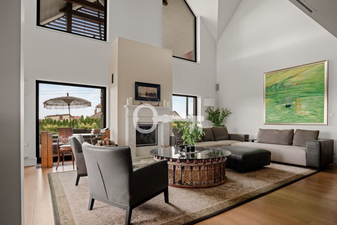 Unikalna willa w stylu holenderskim z ogrodem