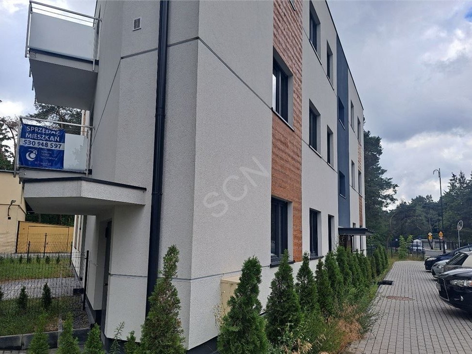 Cały budynek na sprzedaż! Usługi || Mieszkania