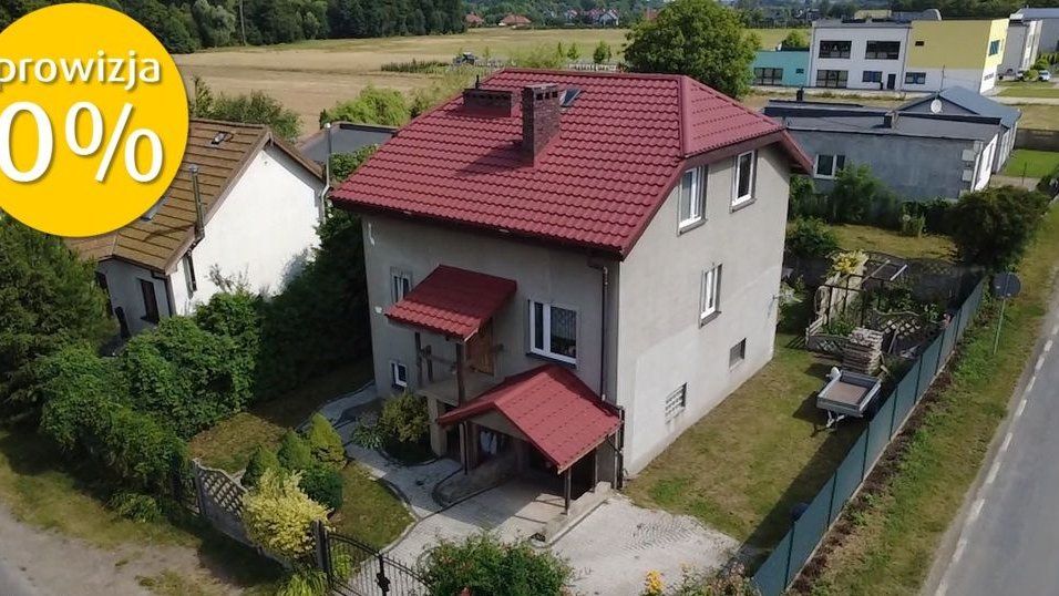 Wolnostojący dom w Koninku k. Poznania.