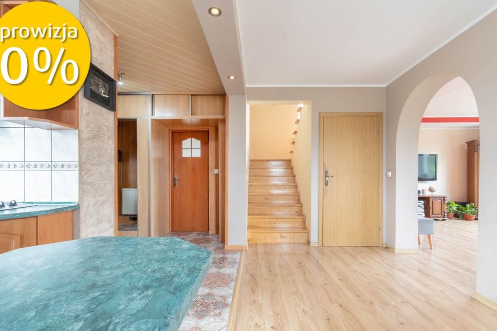 Wolnostojący dom w Koninku k. Poznania.