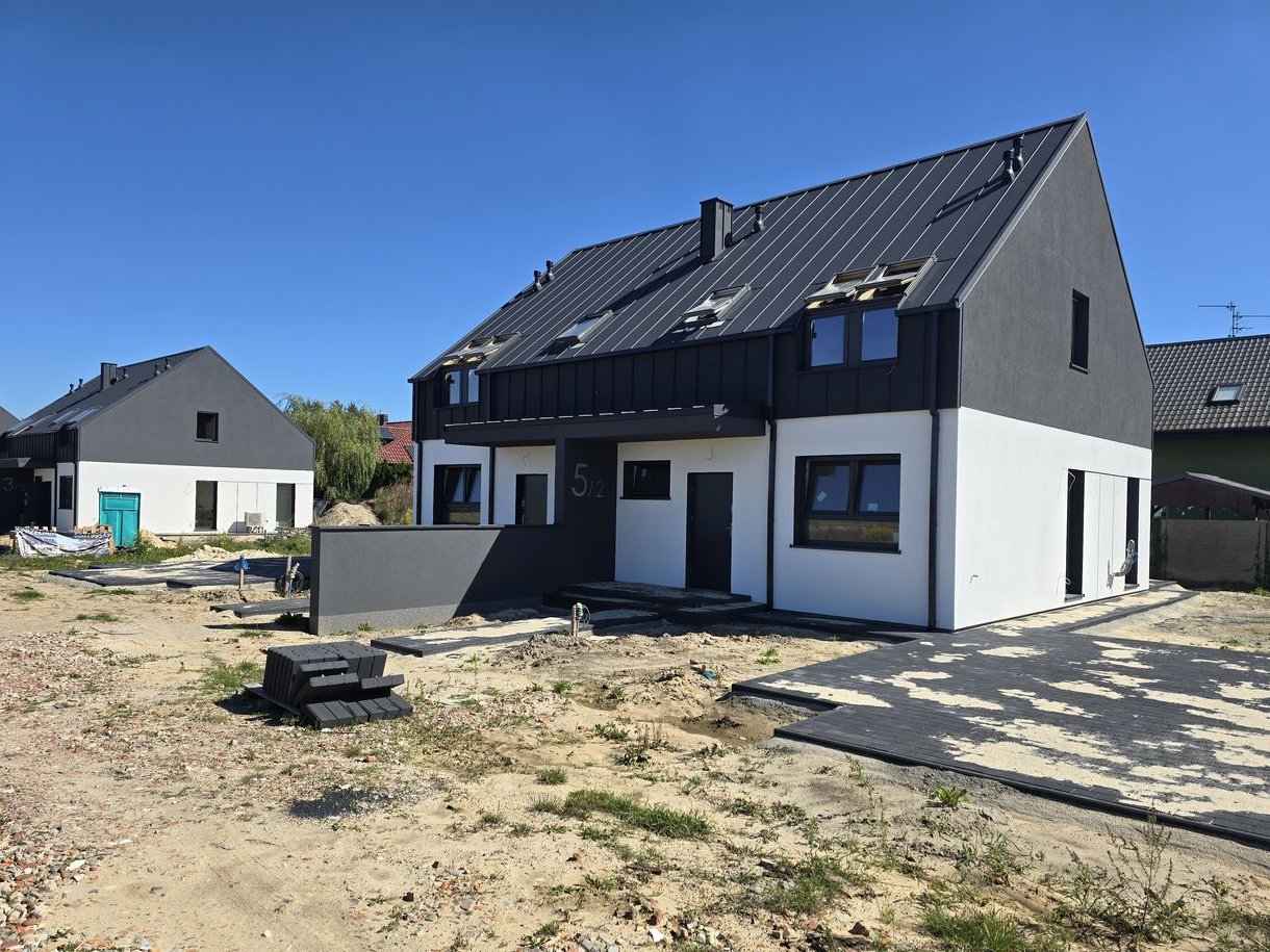 Połowa domu Daszewice/Kamionki 107m2+30m2 strych