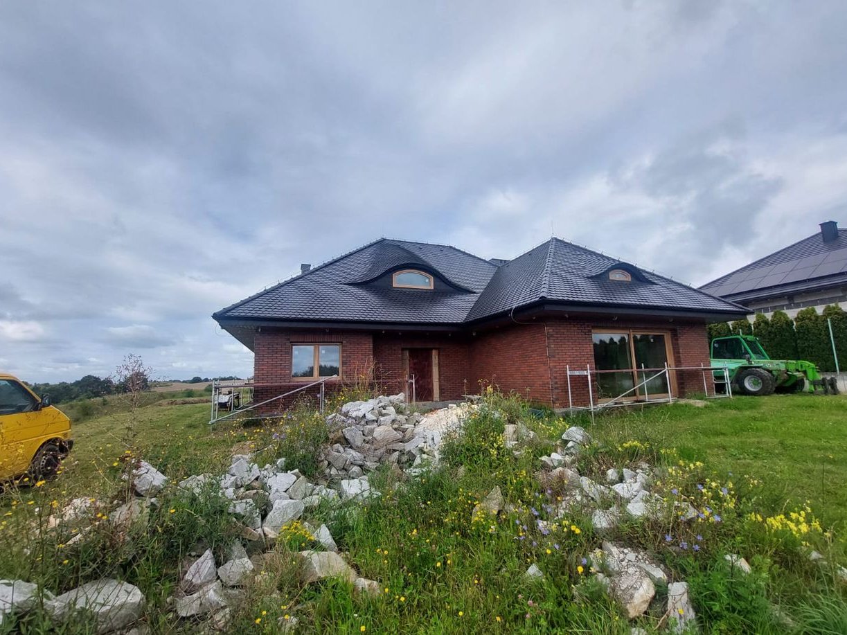 Dom, 223 m², Trzeciewnica