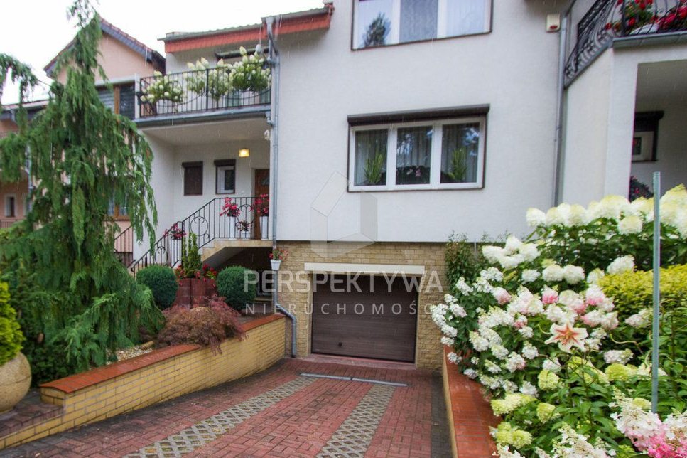 Zadbany Szereg - Kameralne Osiedle Dolina Zielona