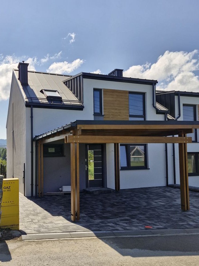 Atrakcyjny, komfortowy dom bliźniak - Poręba Mała, Zawada