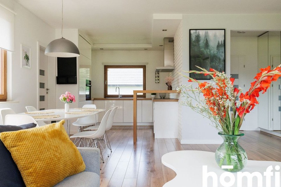 daleko od S7- parterowy dom w Zawadzie