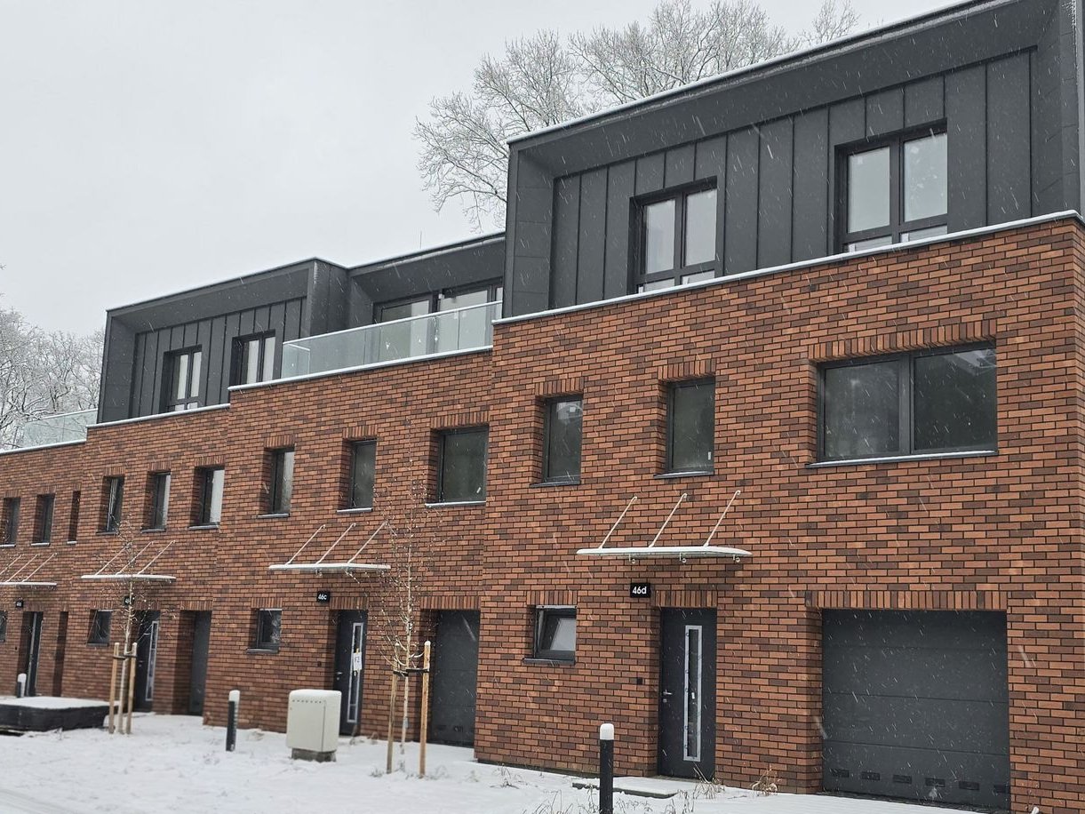 5 pokoi – Dom z ogrodem z tarasem i garażem – Junacka, Wrocław,