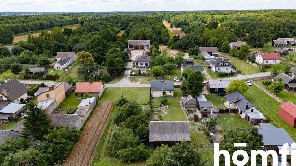 Dom do remontu z dużym gospodarstwem w Lucinie