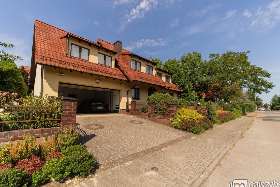 Szczecin - Przestronny dom na Gumieńcach