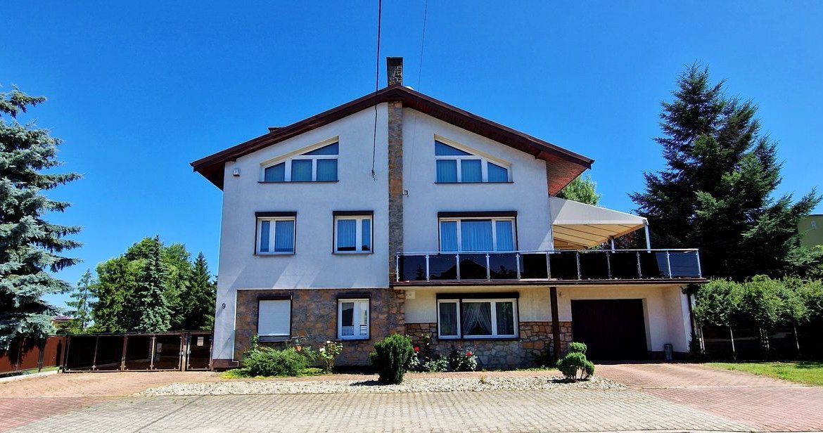 Dom na sprzedaż – taras 40 m² i sauna - Wieluń