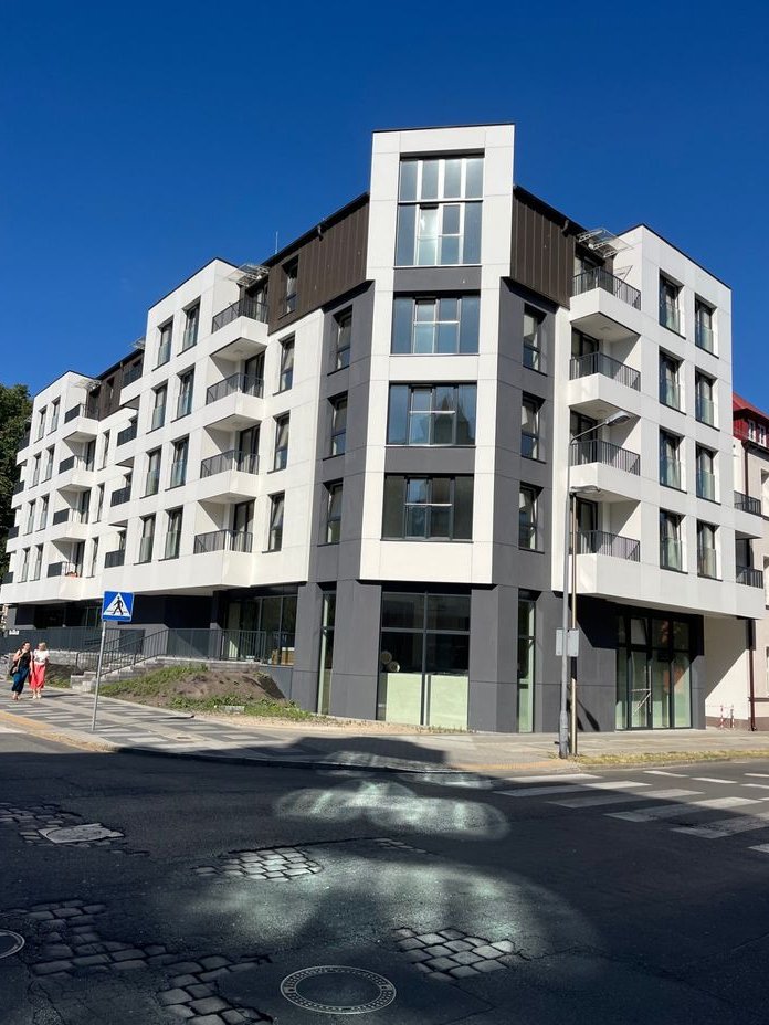 Sprzedam nowe 2 - pokojowe mieszkanie w centrum przy parku i deptaku