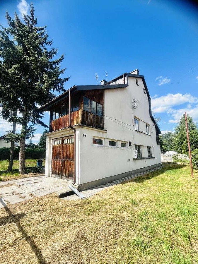 Dom - Zielonka o powierzchni 220m2, blisko trasy S8