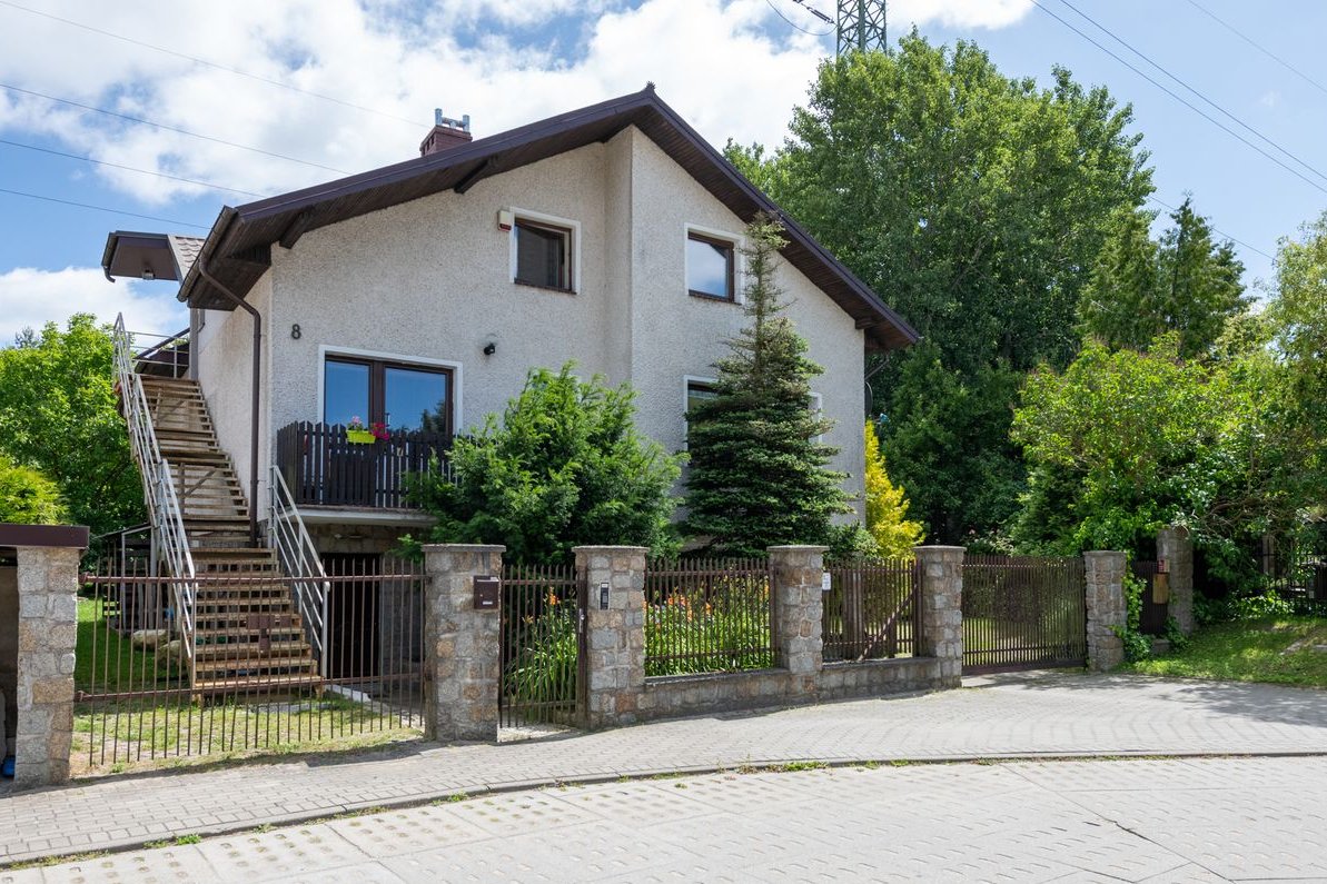 Ponadczasowy, klasyczny i stylowy dom - Gdynia Chwarzno