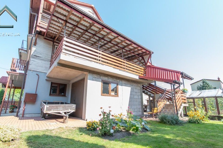 Przestronny dom z warsztatem i garażem – Zaścianki