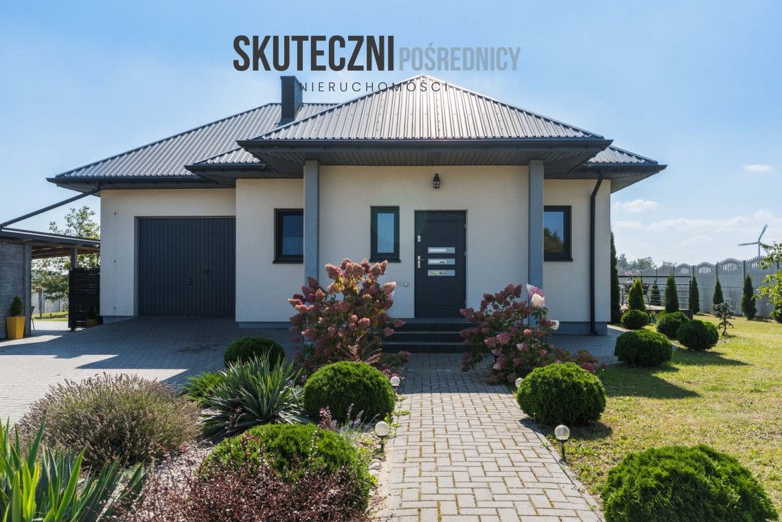 Mały dom w spokojnej miejscowości – idealny d