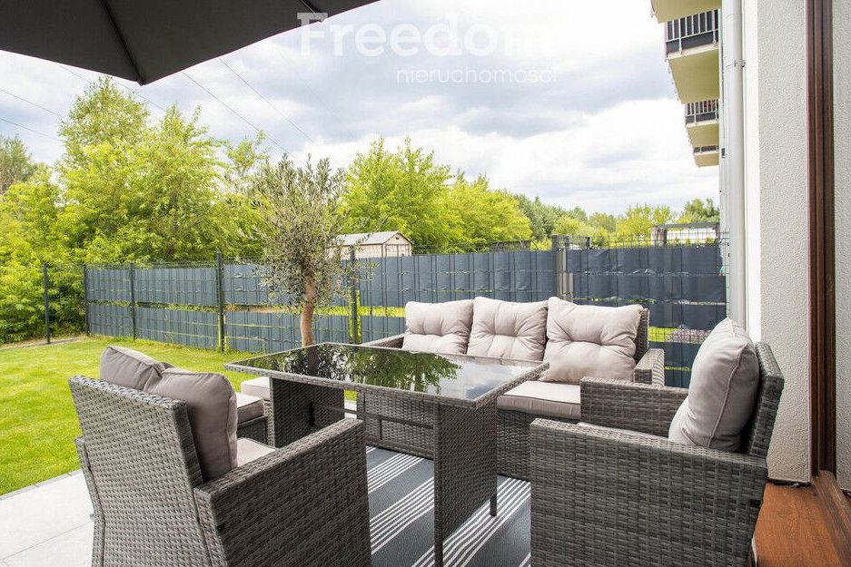 Segment z ogródkiem +2 miejsca parkingowe