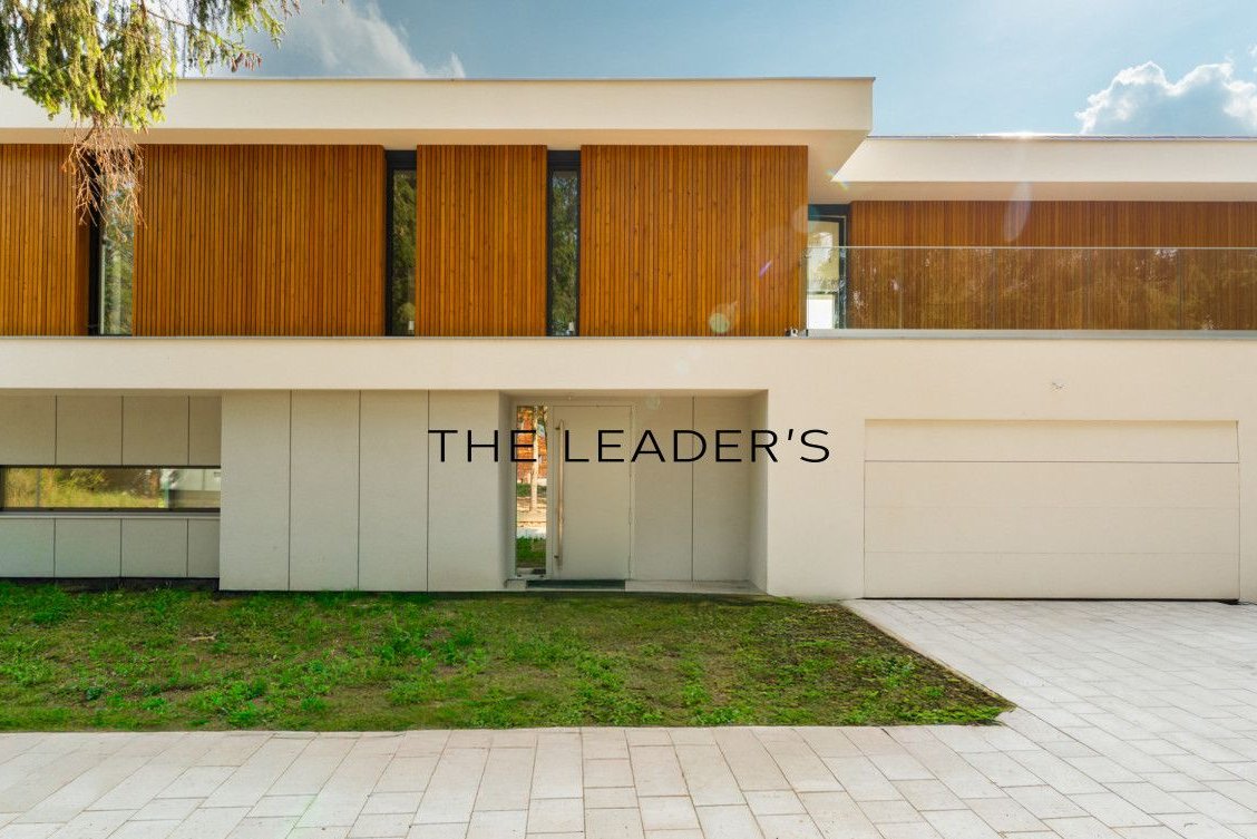 Dom w stanie deweloperskim na Zawadach w Wilanowie