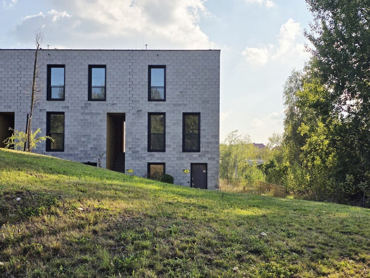 3 Poziomowe mieszkanie z ogródkiem Osiedle Bolko