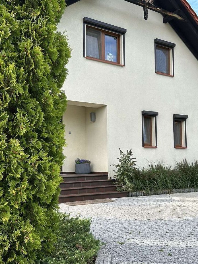 Sprzedam komfortowy dom 1 km od Rynku