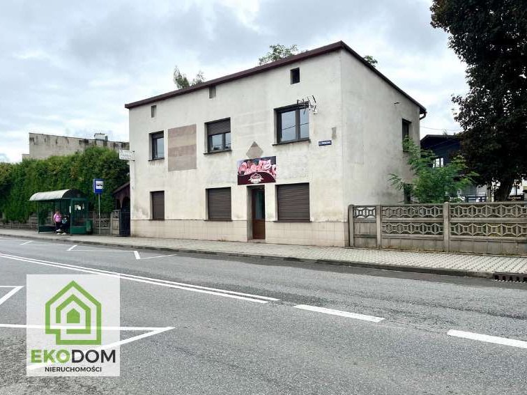 Nieruchomość mieszkalno-usługowa na sprzedaż – Woźniki