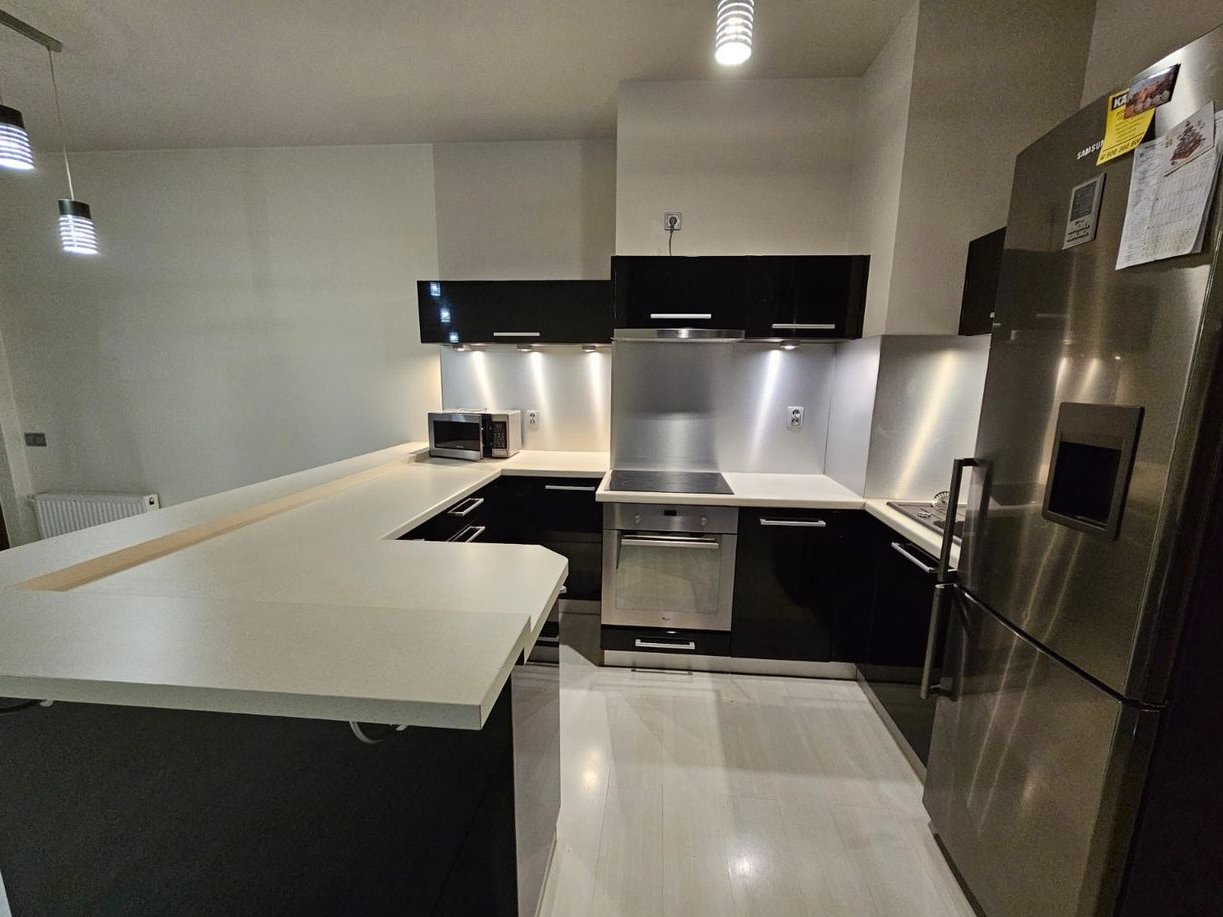 3 pokojowe mieszkanie z ogródkiem i tarasem w szeregowcu